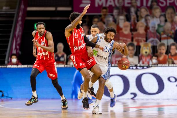 比起那些在 比起那些在